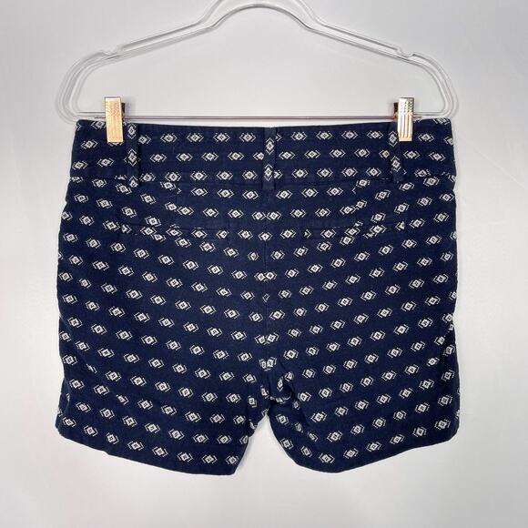 Ann Taylor Size 8 Navy Blue Cream Embroidered Cotton Shorts Flat Front Casual - Picture 2 of 8
